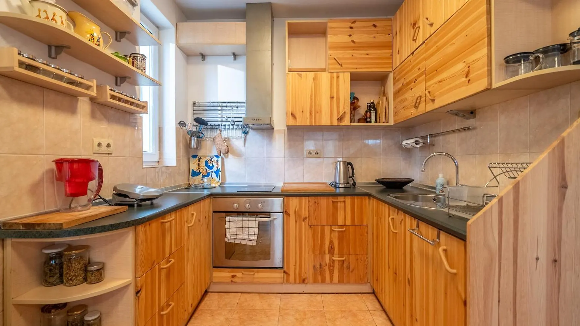 1 Bedroom Natural Condo Sofia Bulgarije