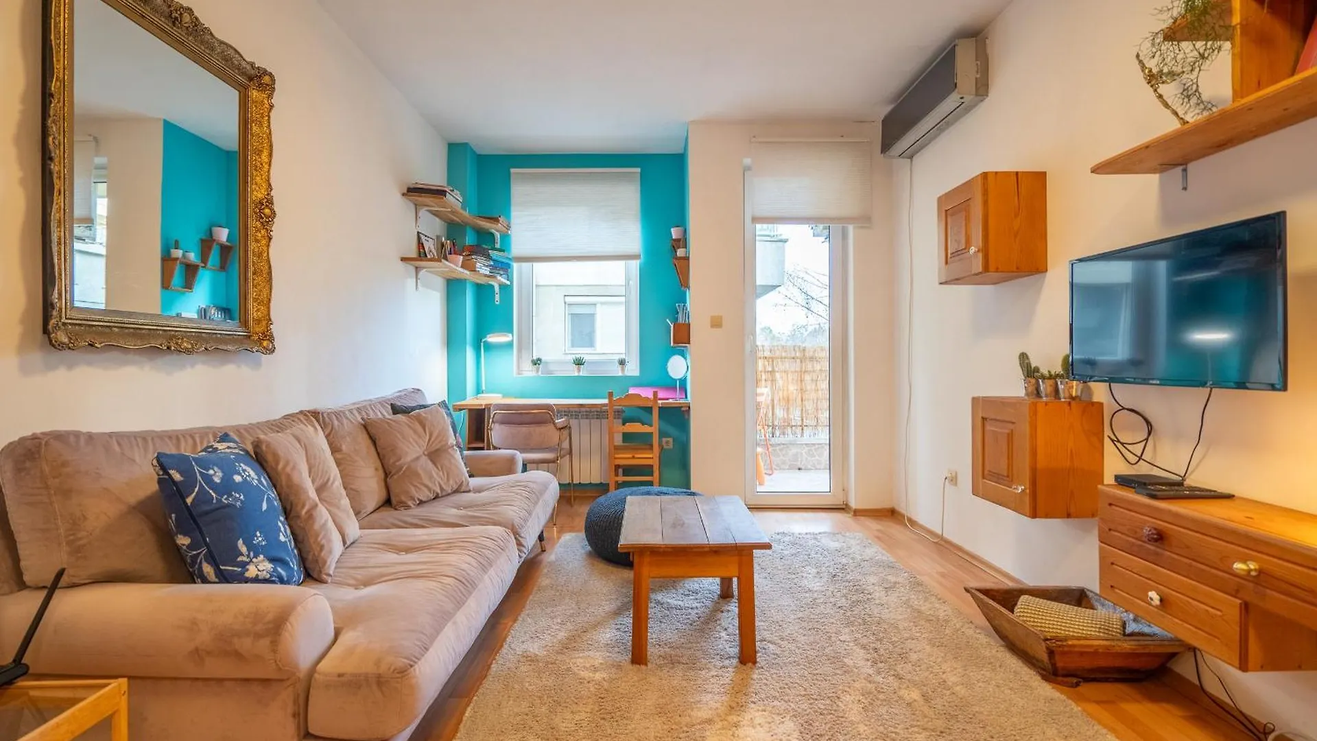 1 Bedroom Natural Condo Sofia 0*,  Bulgarije
